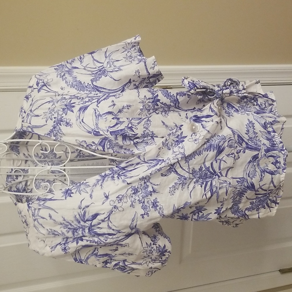 H&M white and blue linen wrap top NWT